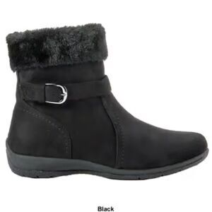 Cozy Black Fur-Trimmed Winter Boots